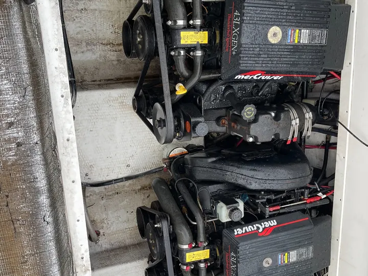 Twin MerCruiser engines